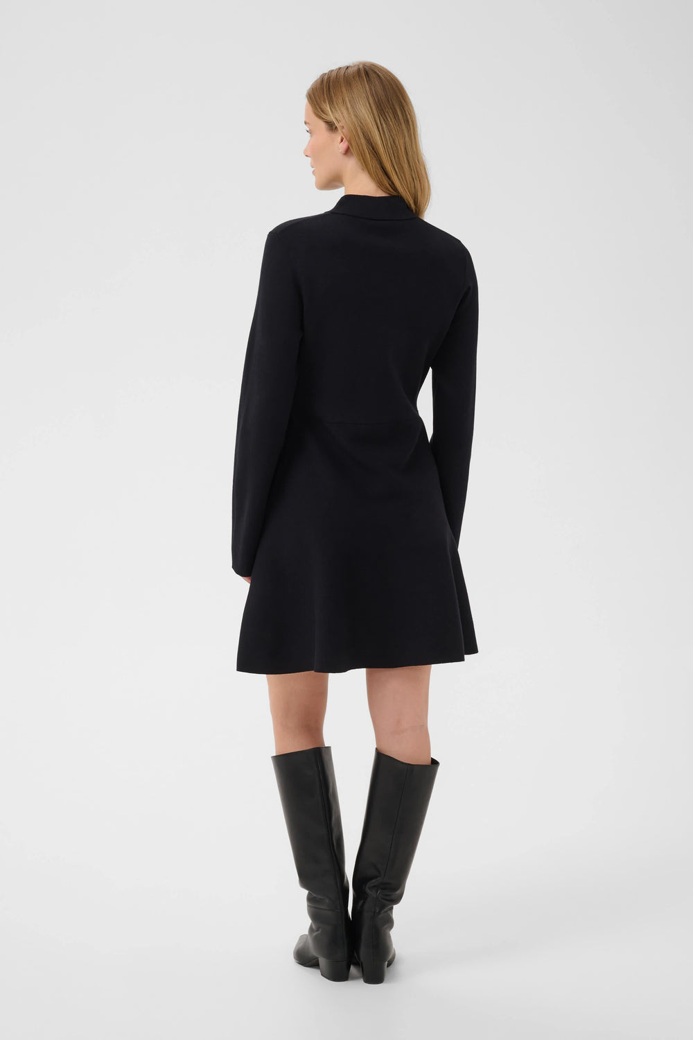 Robe courte en tricot à col montant pour femme Part Two