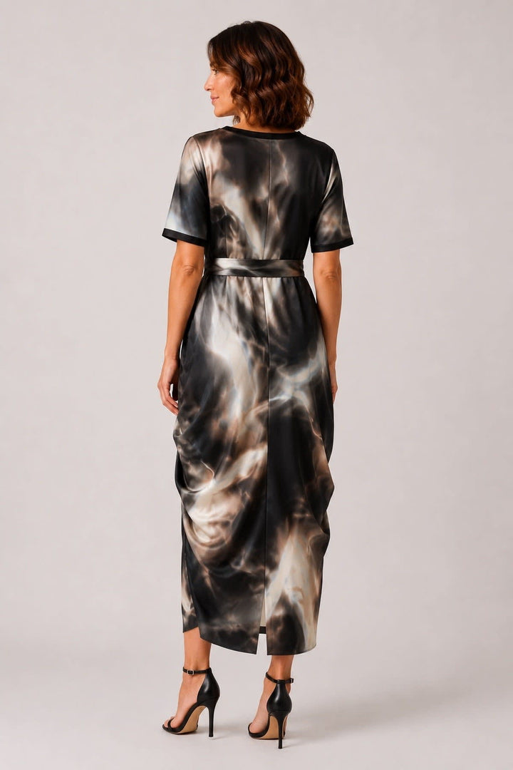 Side view of the Xenia women&
