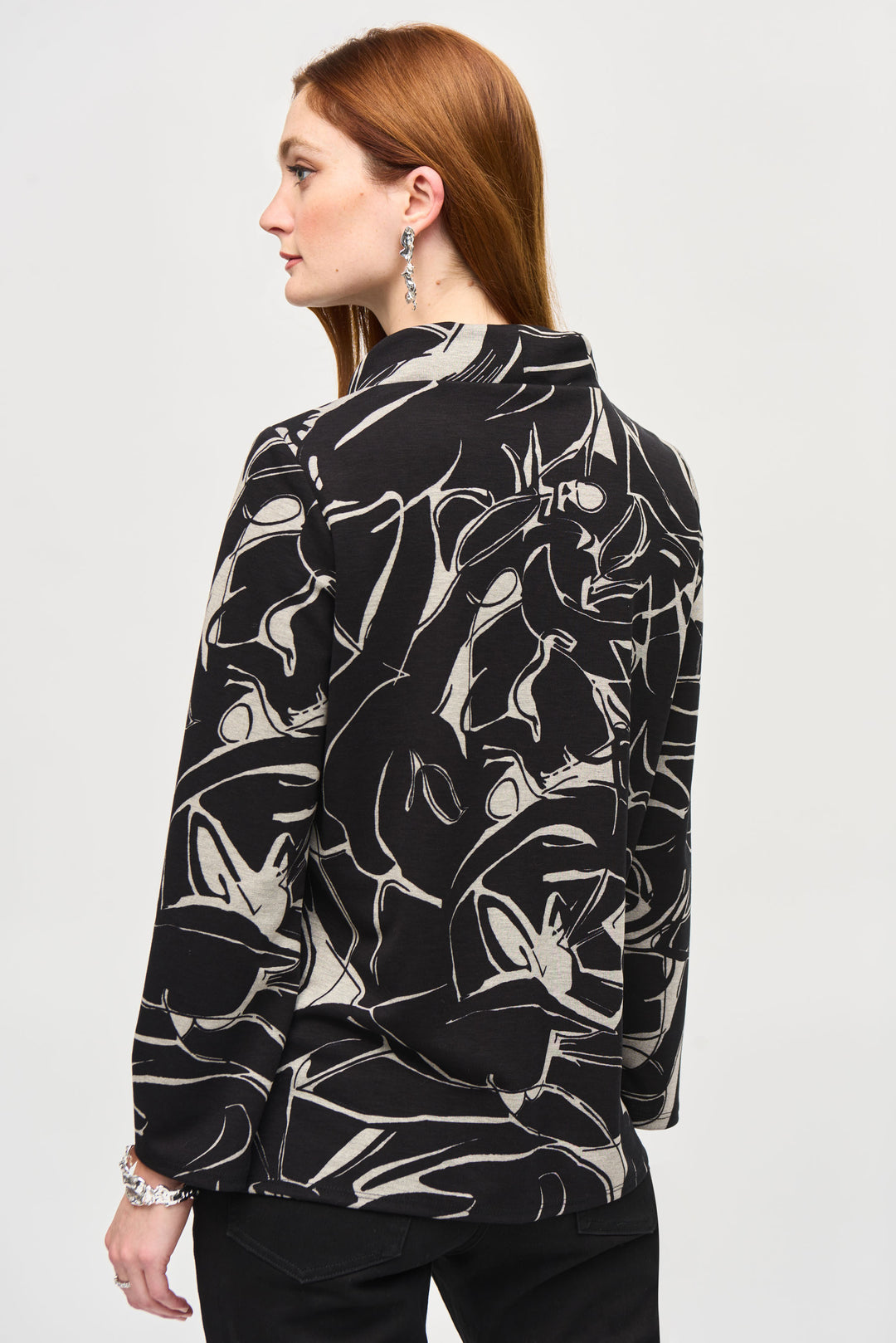 Abstract pattern top