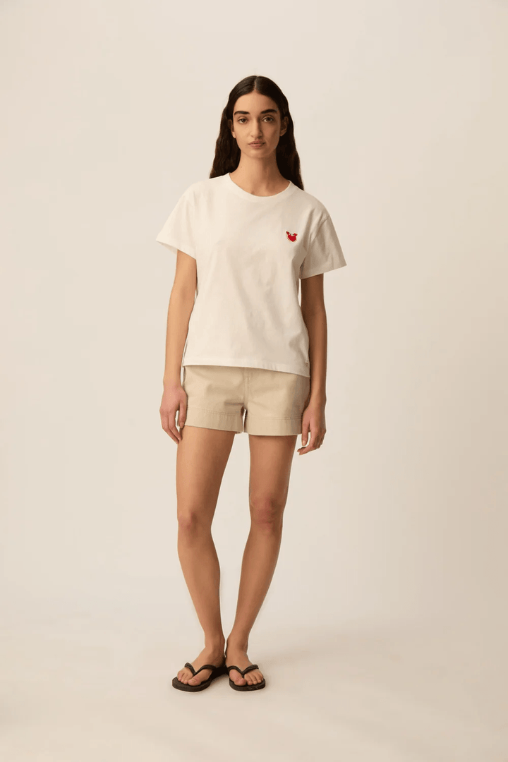 Classic short-sleeve T-shirt with a round neck Fit
