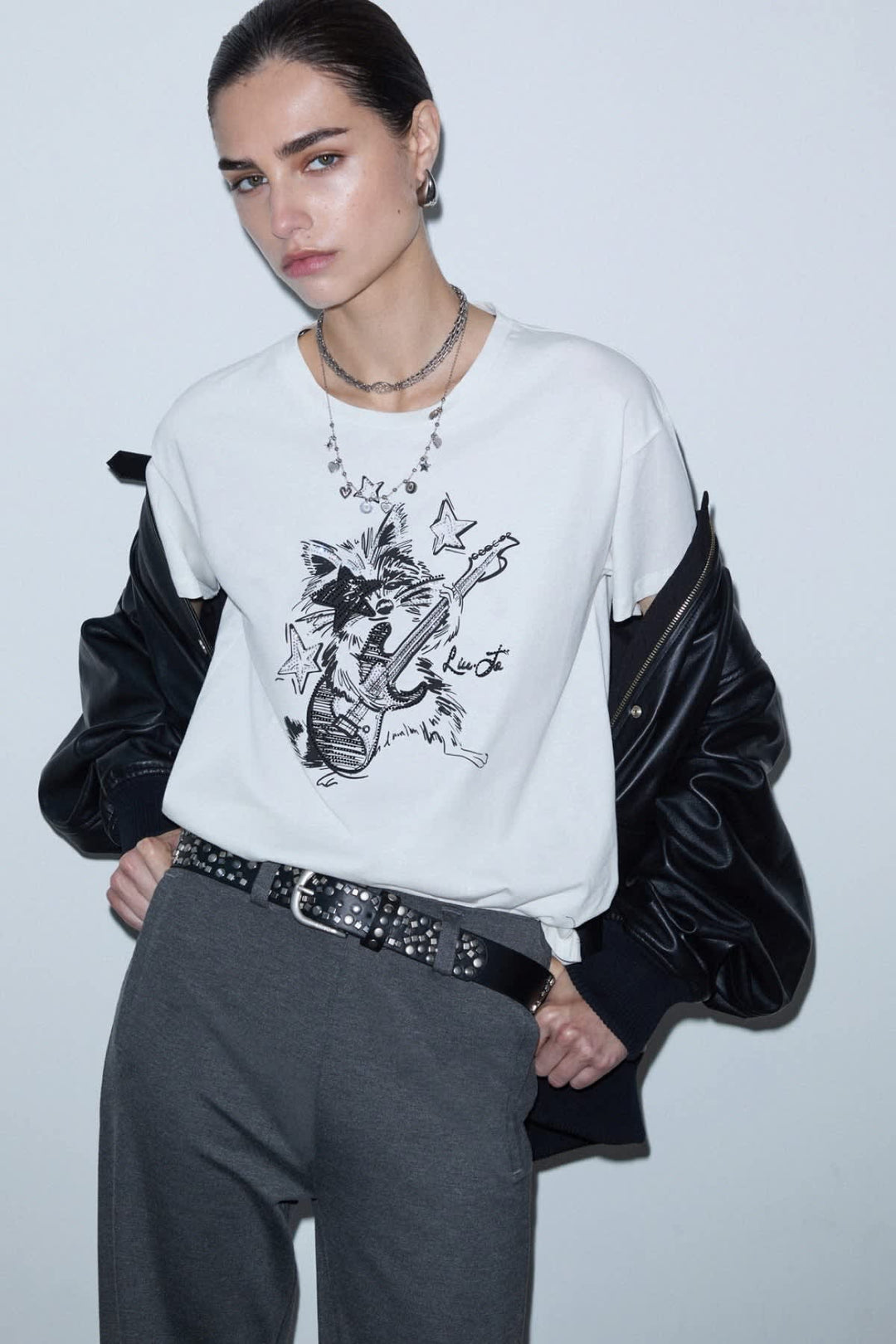 T-shirt à imprimé raton laveur vue de face pour femme liujo