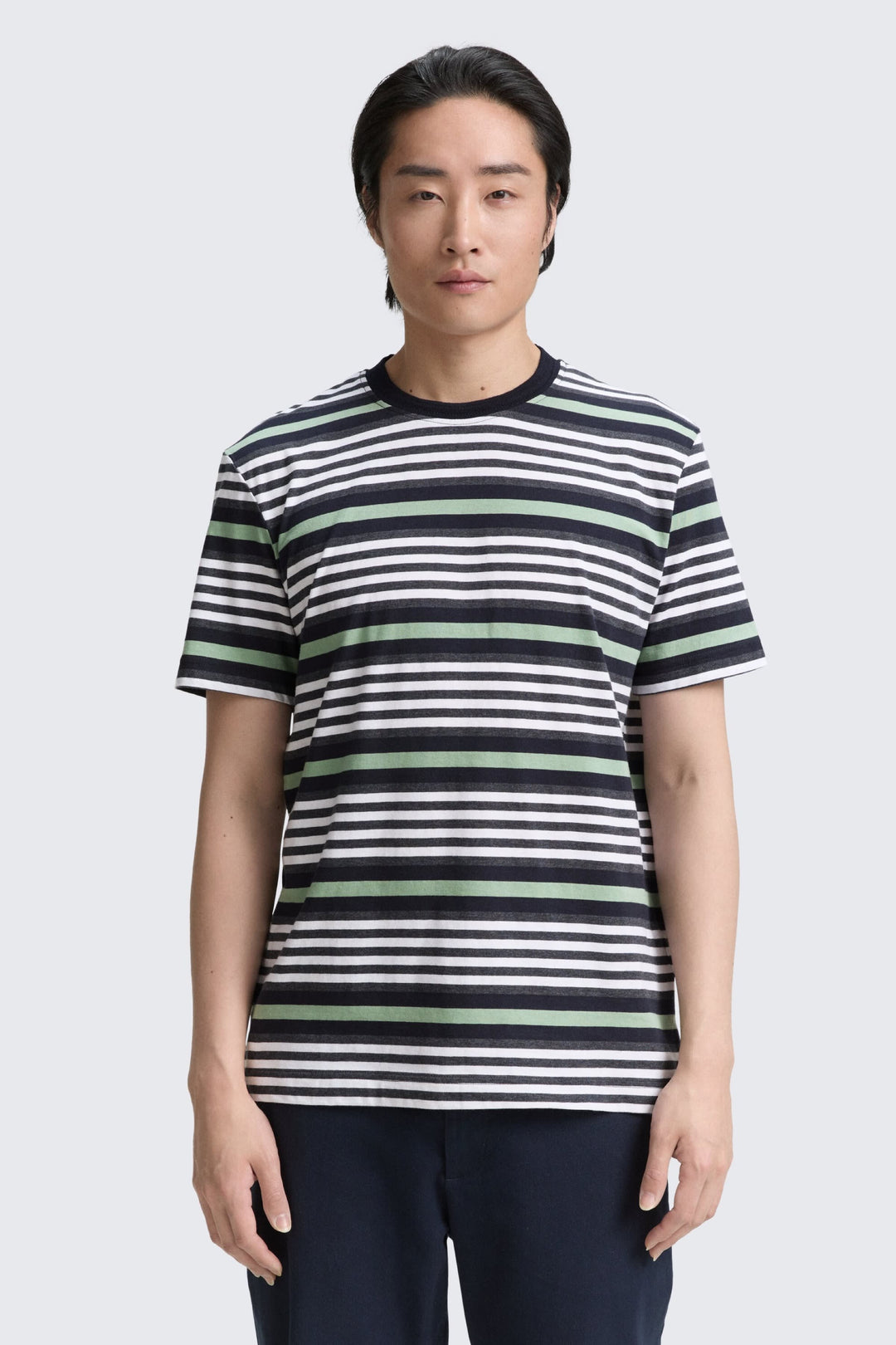 Front view of the Tom Tailor blue striped men&
