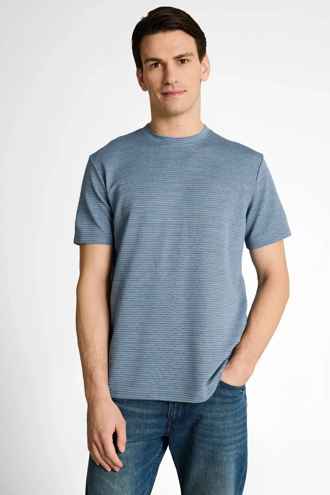 Vue de face T-shirt texturé à manches courtes Tom Tailor pour homme gris avec motif léger - Valérie Simon