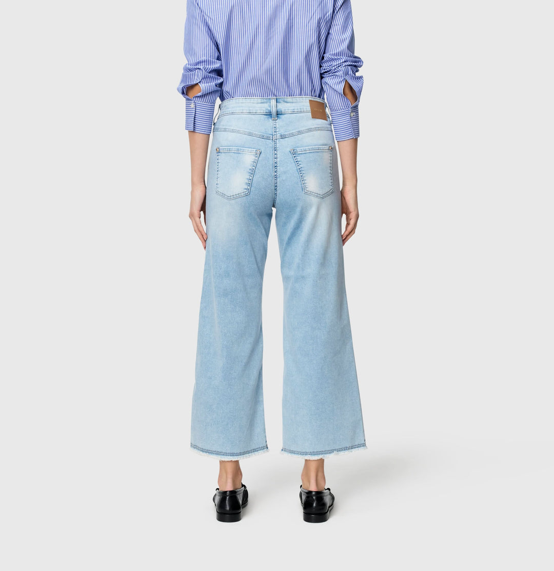 Lightweight Dream wide cropped jeans