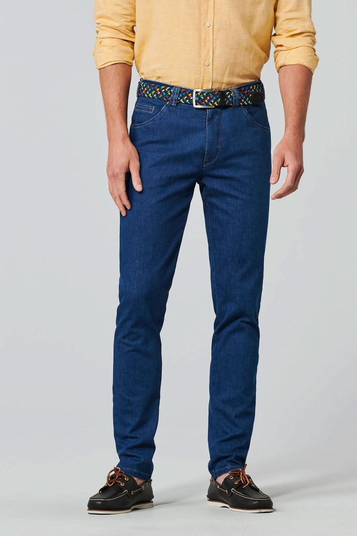 Jean extensible coupe ajustée
