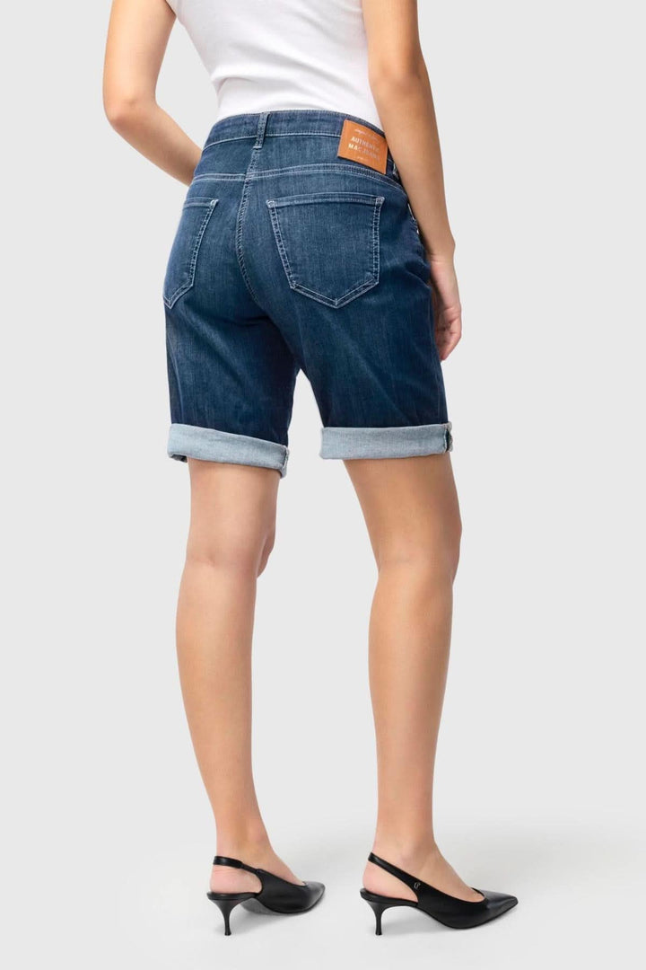 Bermuda Shorty Summer