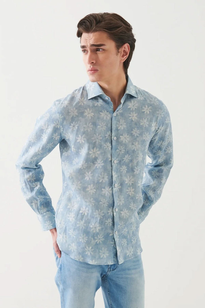 Chemise en lin à motif floral