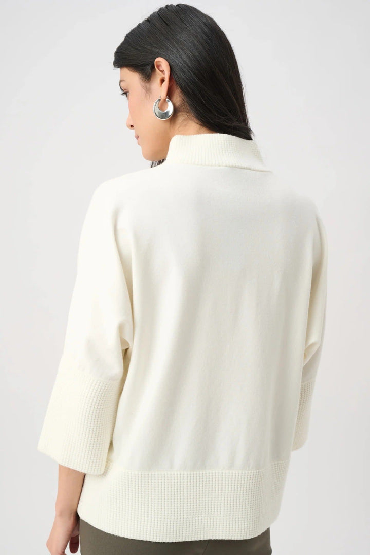 Vue de face tricot texturé Joseph Ribkoff femme beige détail motif Valérie Simon
