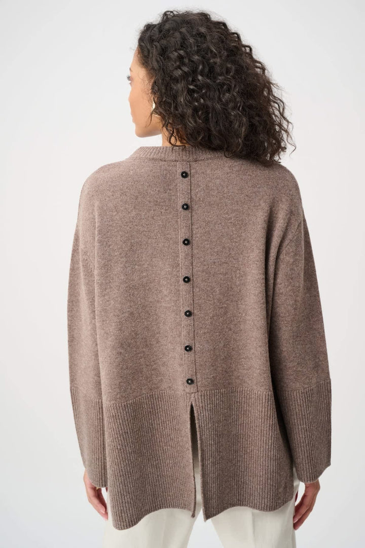 Vue de dos tricot rose avec boutons Joseph Ribkoff - Valérie Simon