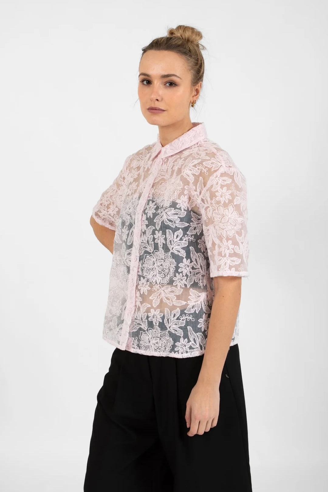 SHIRT WITH LACE