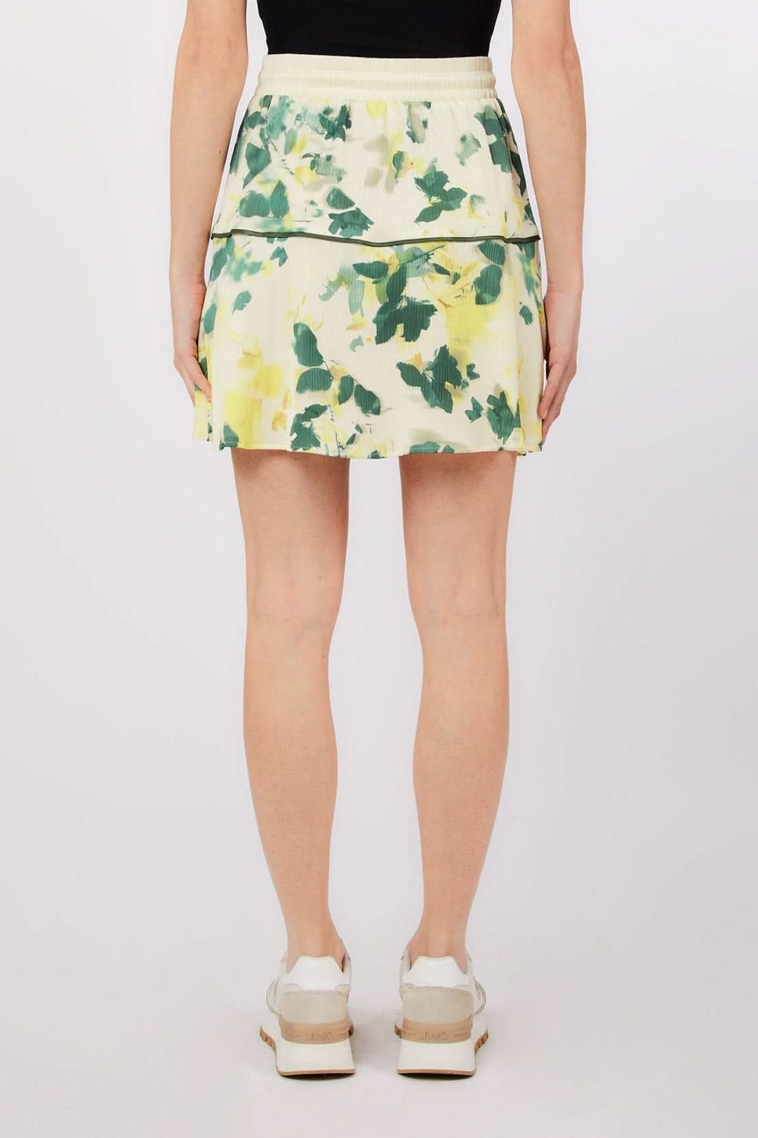 Flowy printed skirt