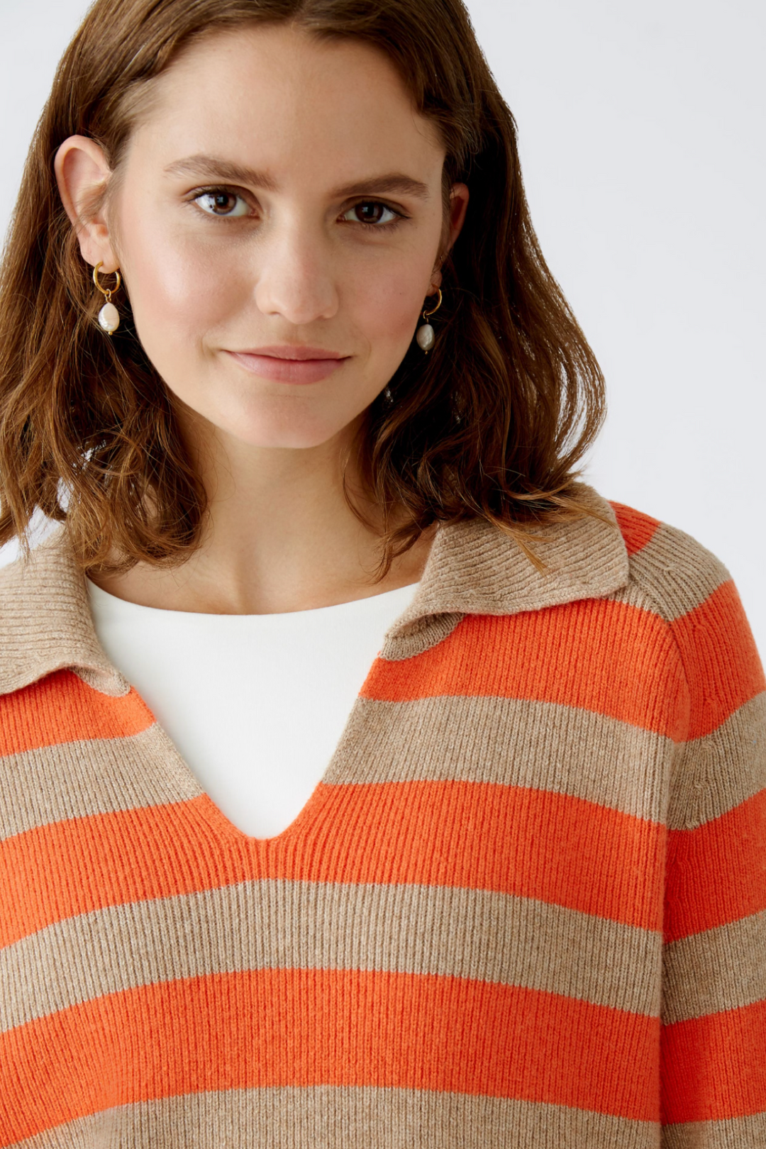 V-neck knit