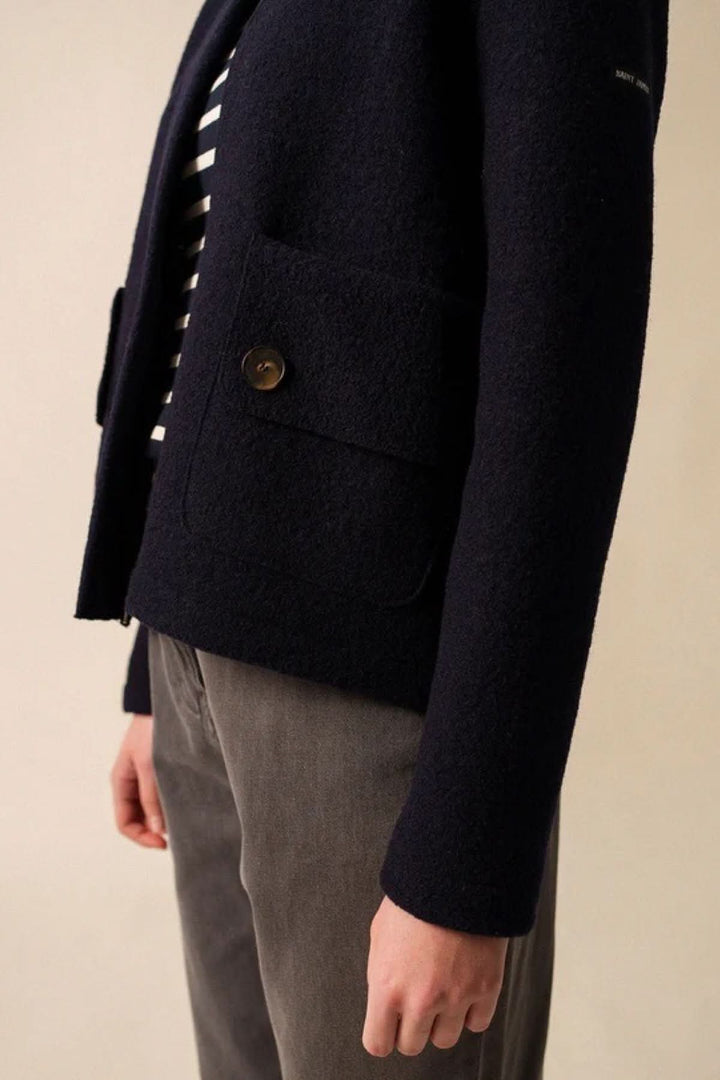 Veste laine bouillie COMBLOUX, col polo, boutons sur poches, parfaite pour l'hiver.