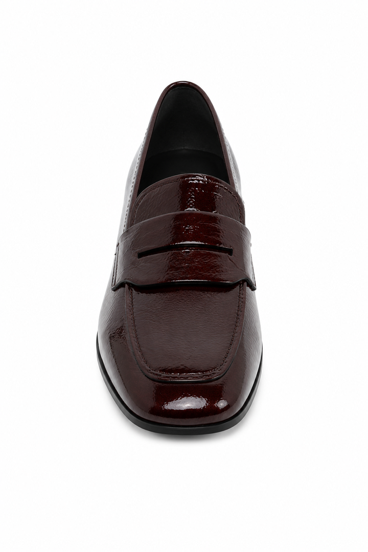 Mocassins vernis à petit talon