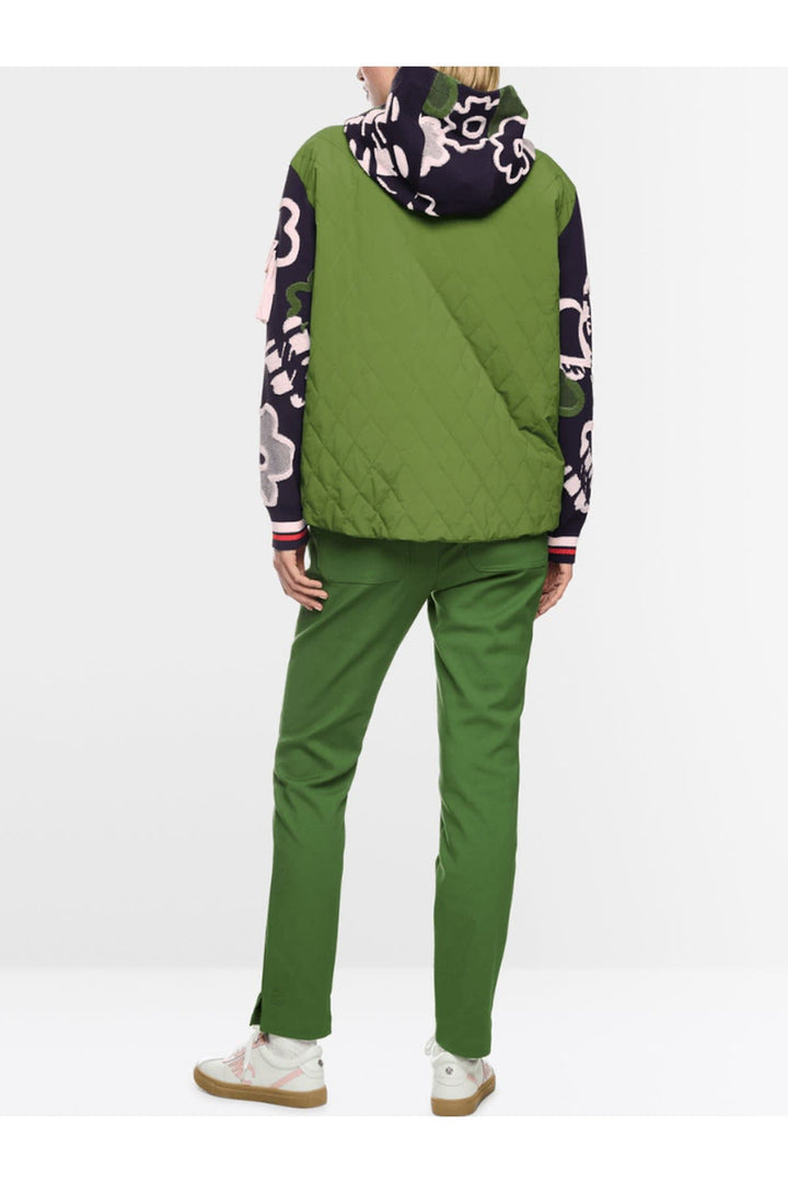 Cardigan à capuchon à motif floral vue de face pour femme Marc Cain