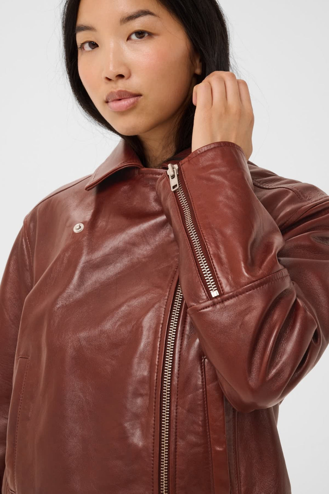 Veste courte en cuir Cimmie pour femme Part Two