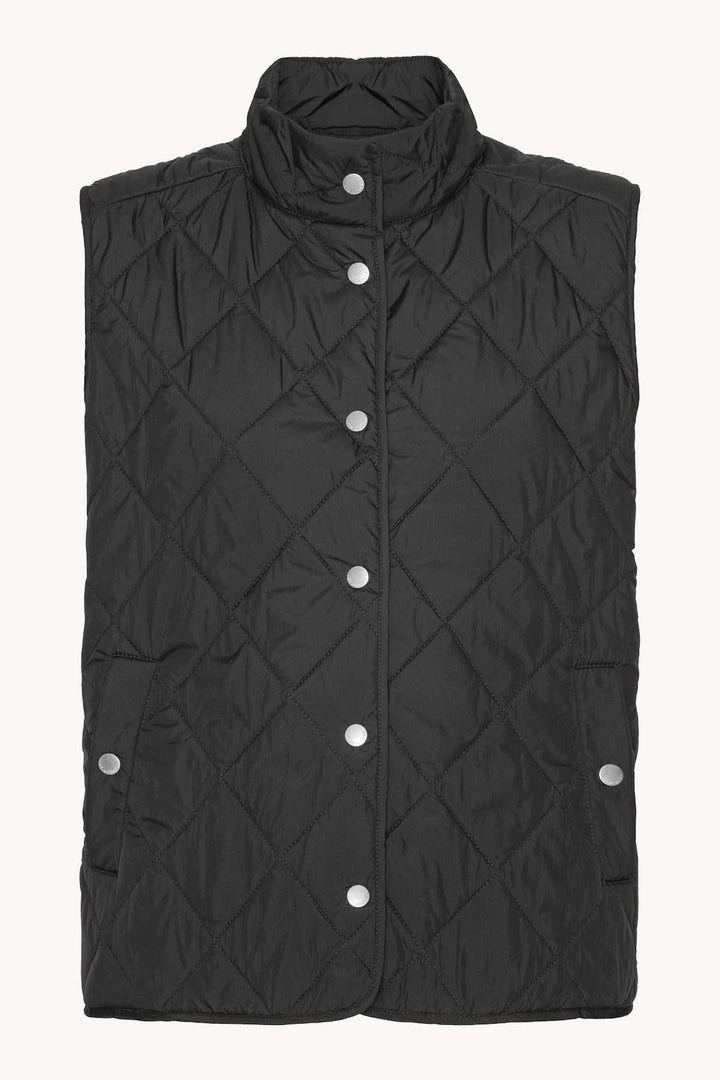 Vue de face veste sans manches Ilse Jacobsen femme matelassée noire avec col montant - Valérie Simon