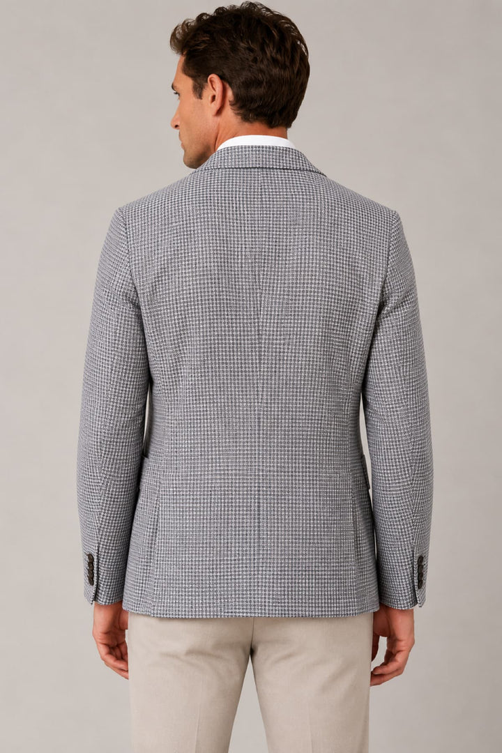 Front view of a Jack Victor men&
