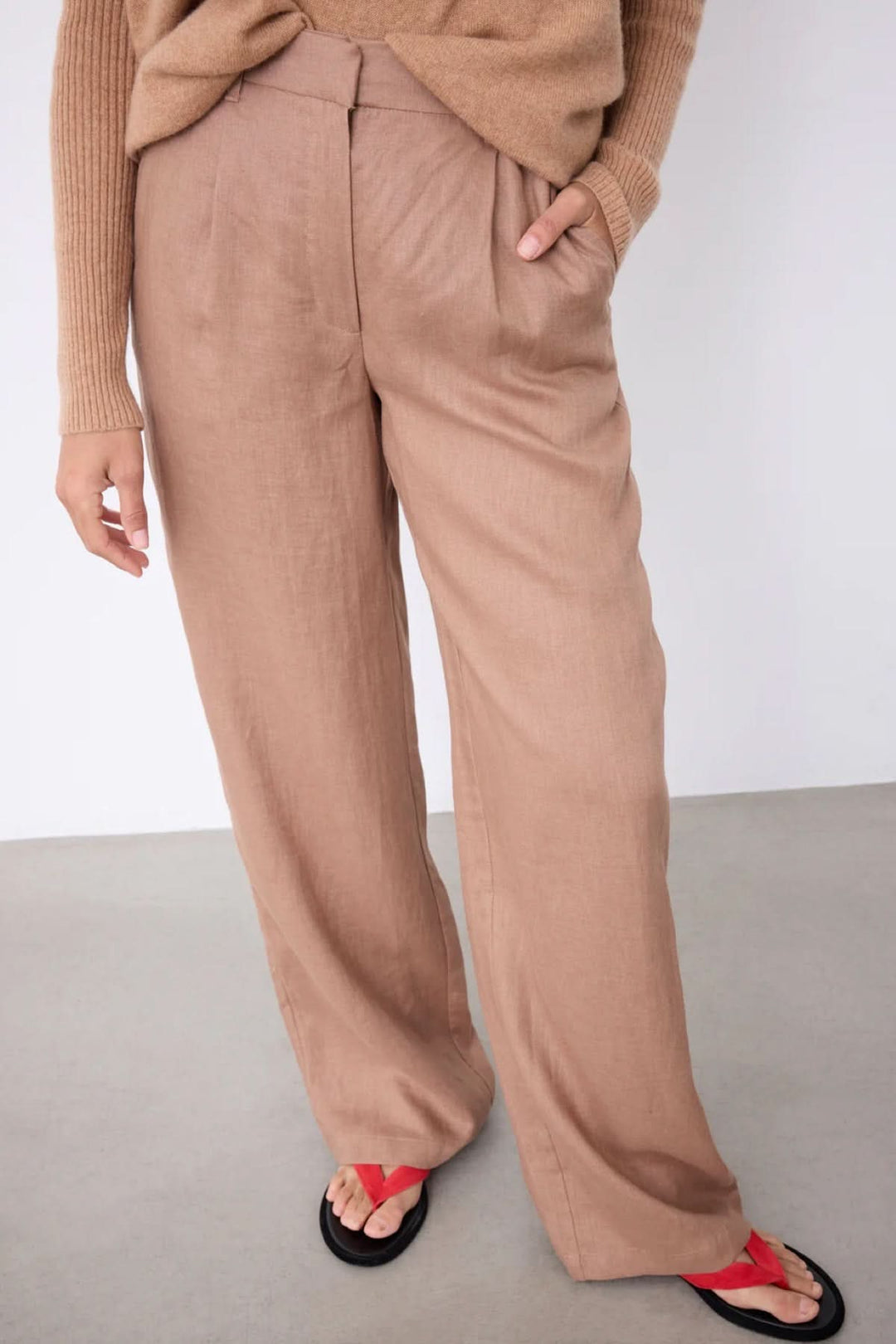 Paula Wide-Leg Flowy High-Waisted Pants Size