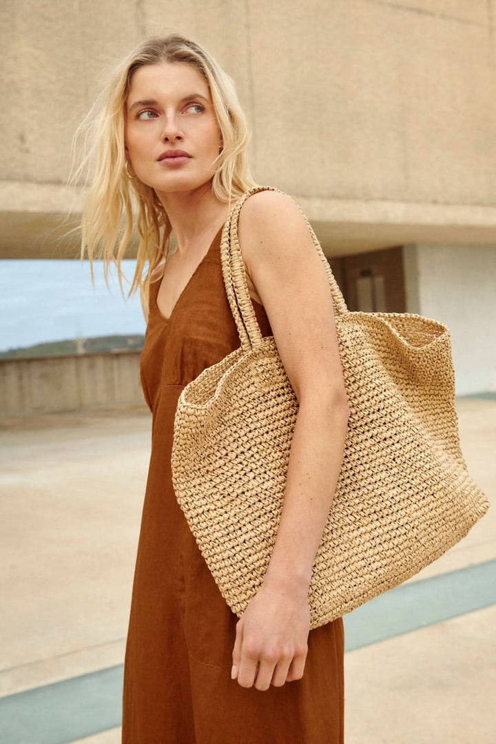 Vue de côté sac fourre-tout crocheté Part Two pour femme par Valérie Simon
