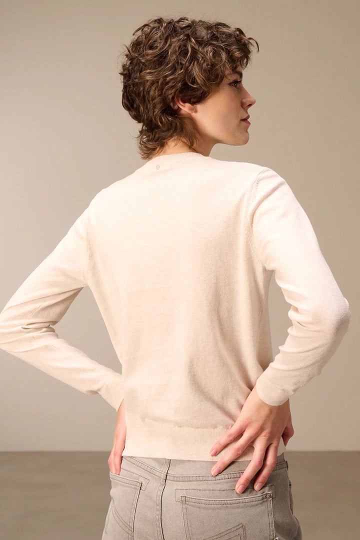 Cardigan tricot fin boutonné col rond