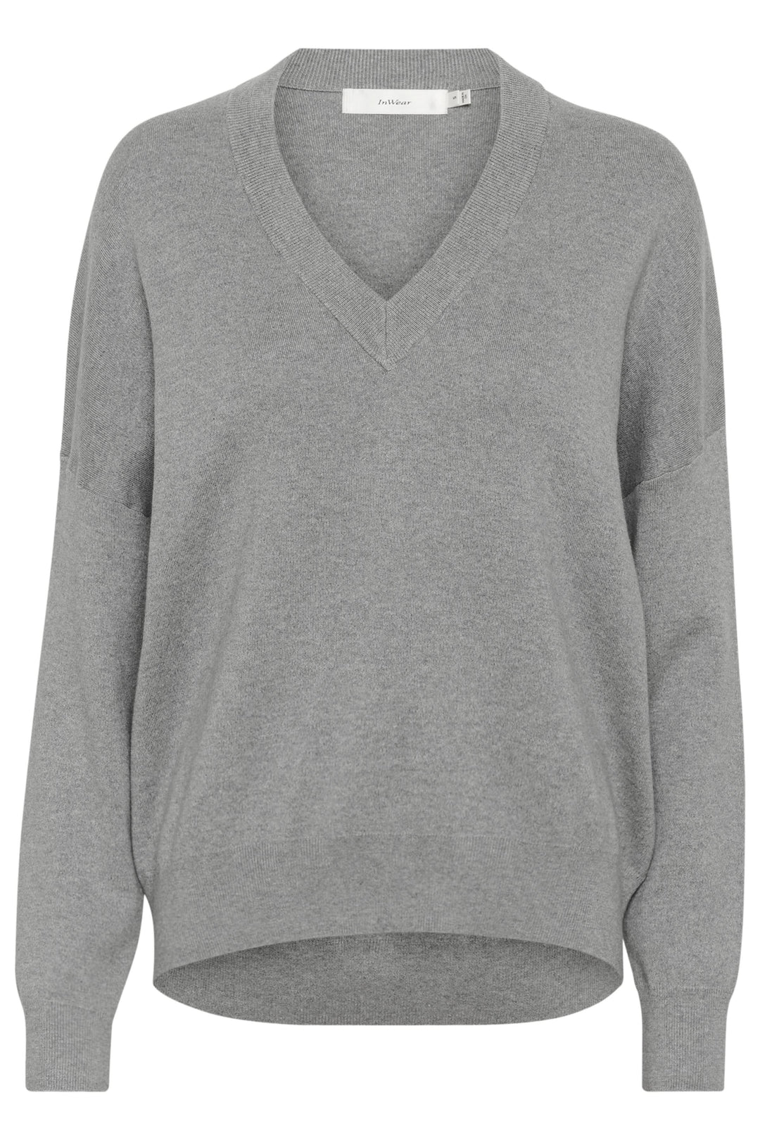 Chandail col en V en coton gris avec coupe décontractée et finitions soignées, idéal pour un look moderne.