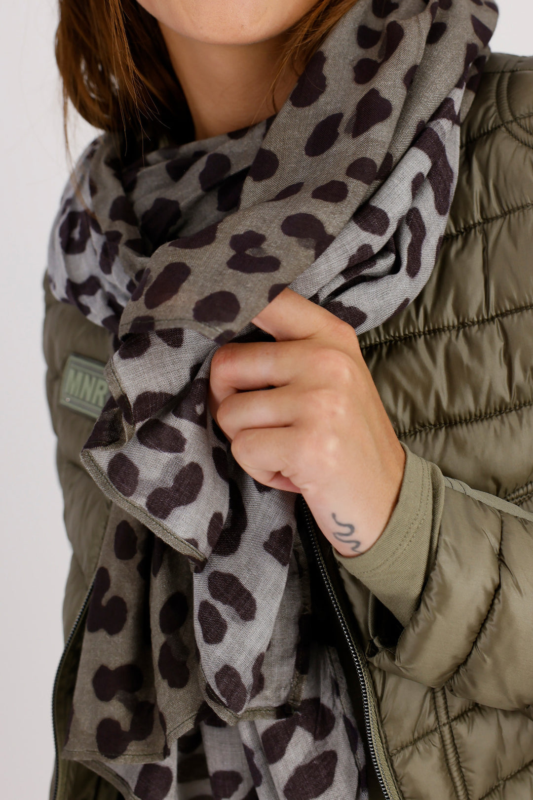 Leopard scarf