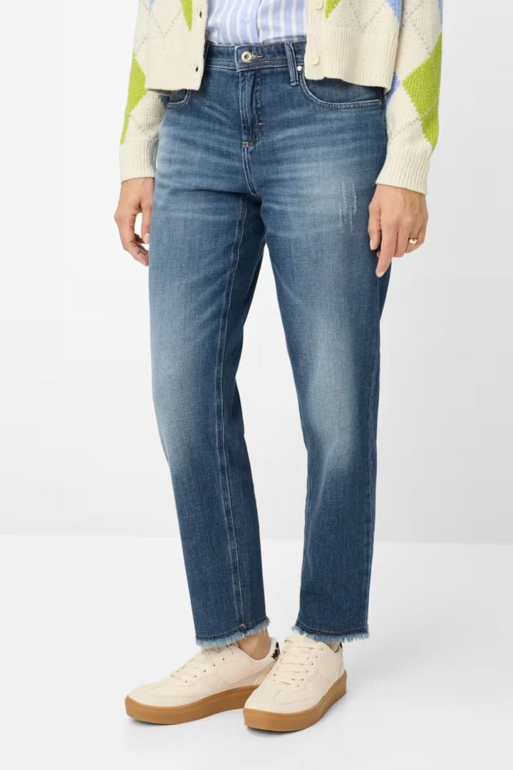 Jeans Miley - Jean coupe droite, effet légèrement usé, style intemporel, essentiel polyvalent pour le quotidien.