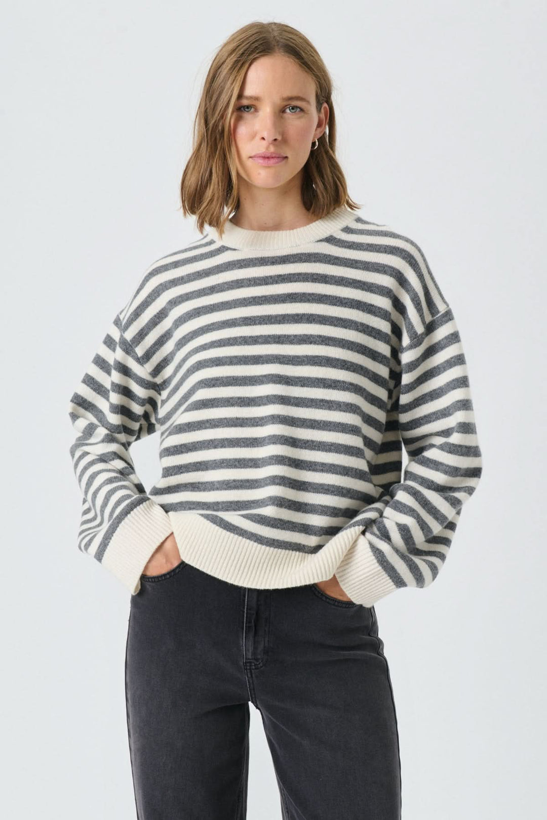 Chandail de laine rayé