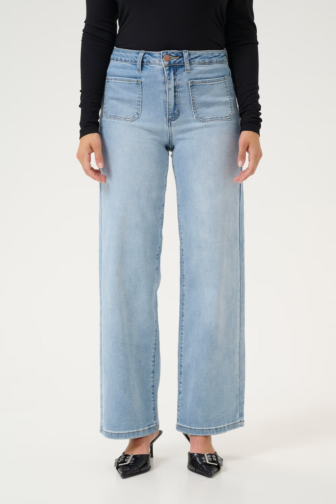 Wide leg jeans