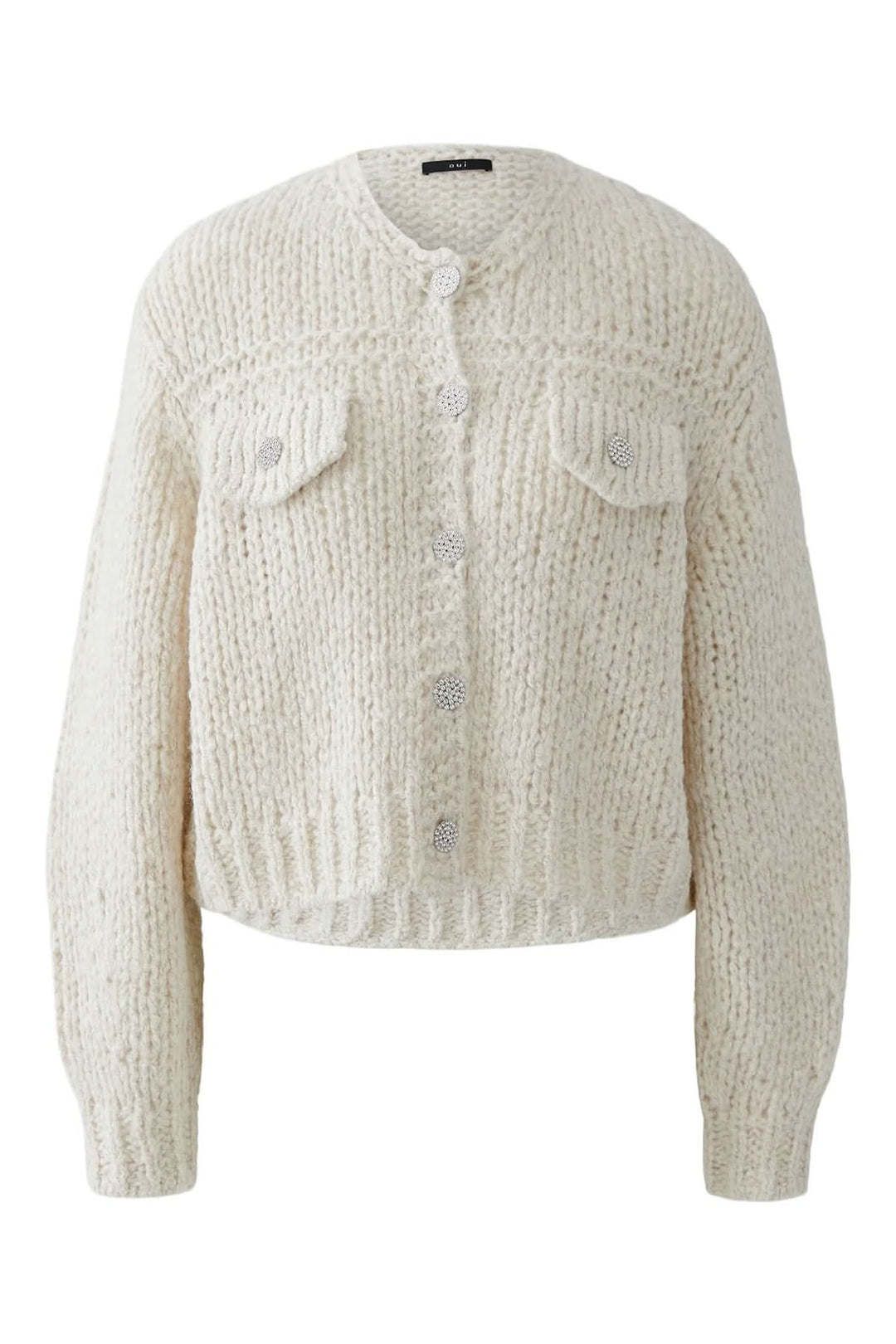 Veste en tricot épais à boutons bijoux avec poches à rabat, idéale pour un style chic et cosy en automne et hiver.