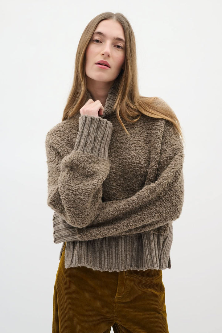 Guo loose knit