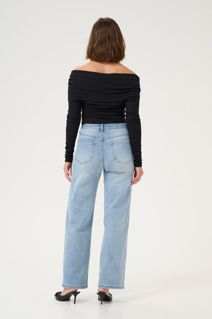 Wide leg jeans