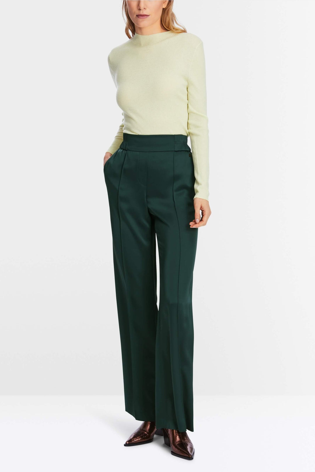 Wide leg pants