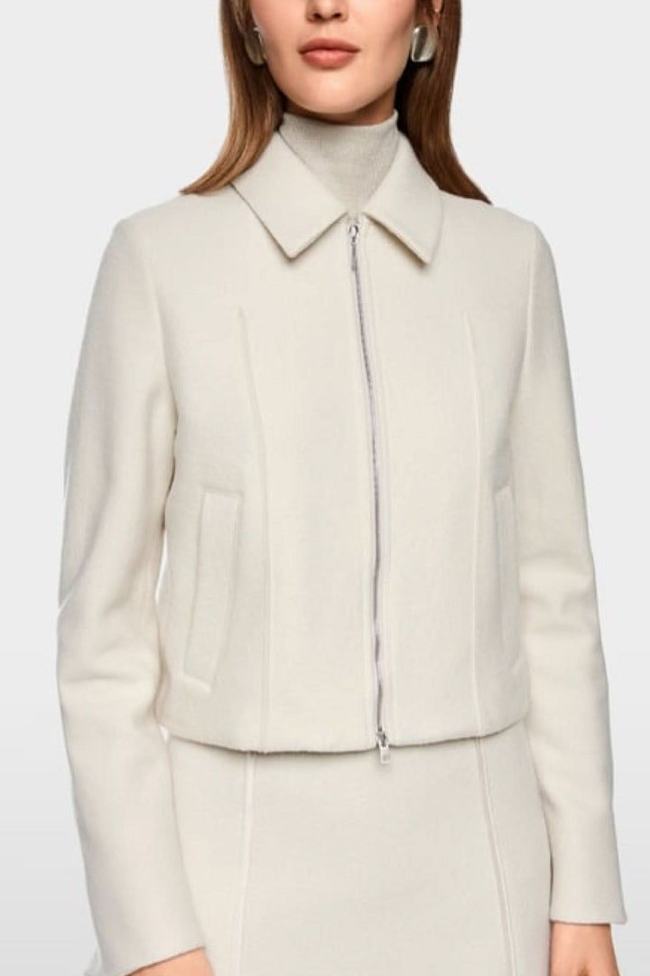 Virgin wool jacket