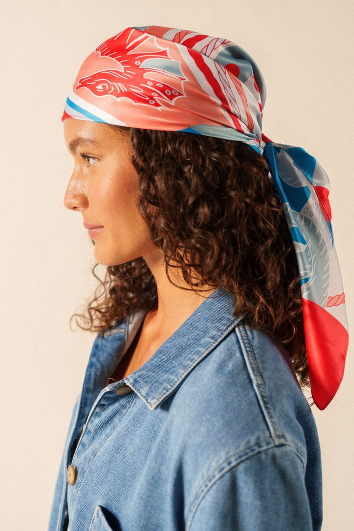 CARRE FOND MARIN scarf