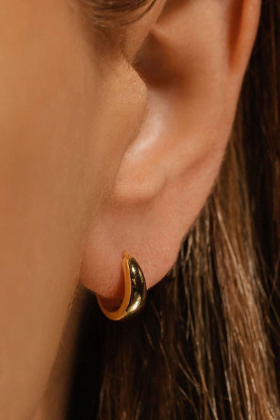 Boucles d'oreilles Capri Huggie The Perfect Hoop 