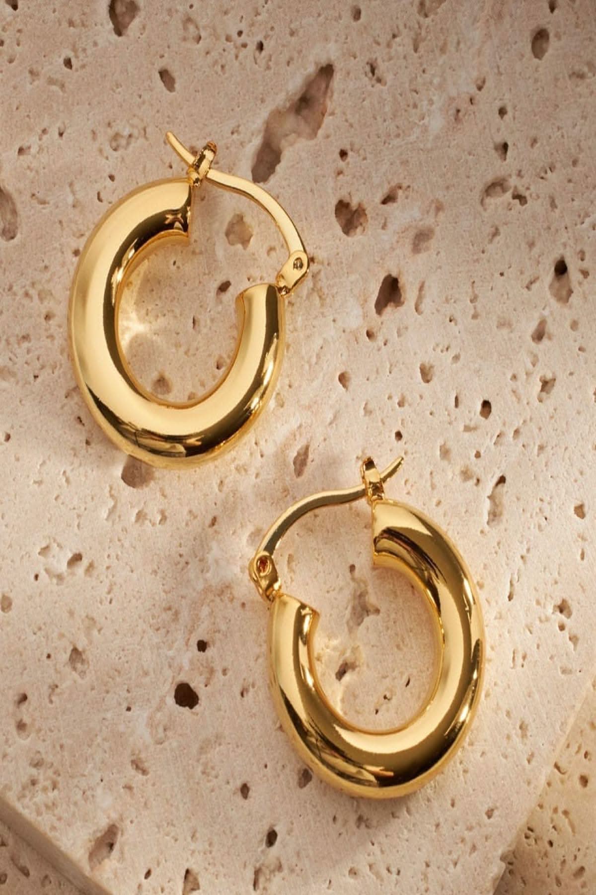 Boucles d'oreilles "The Saint-Tropez Hoop" The Perfect Hoop 