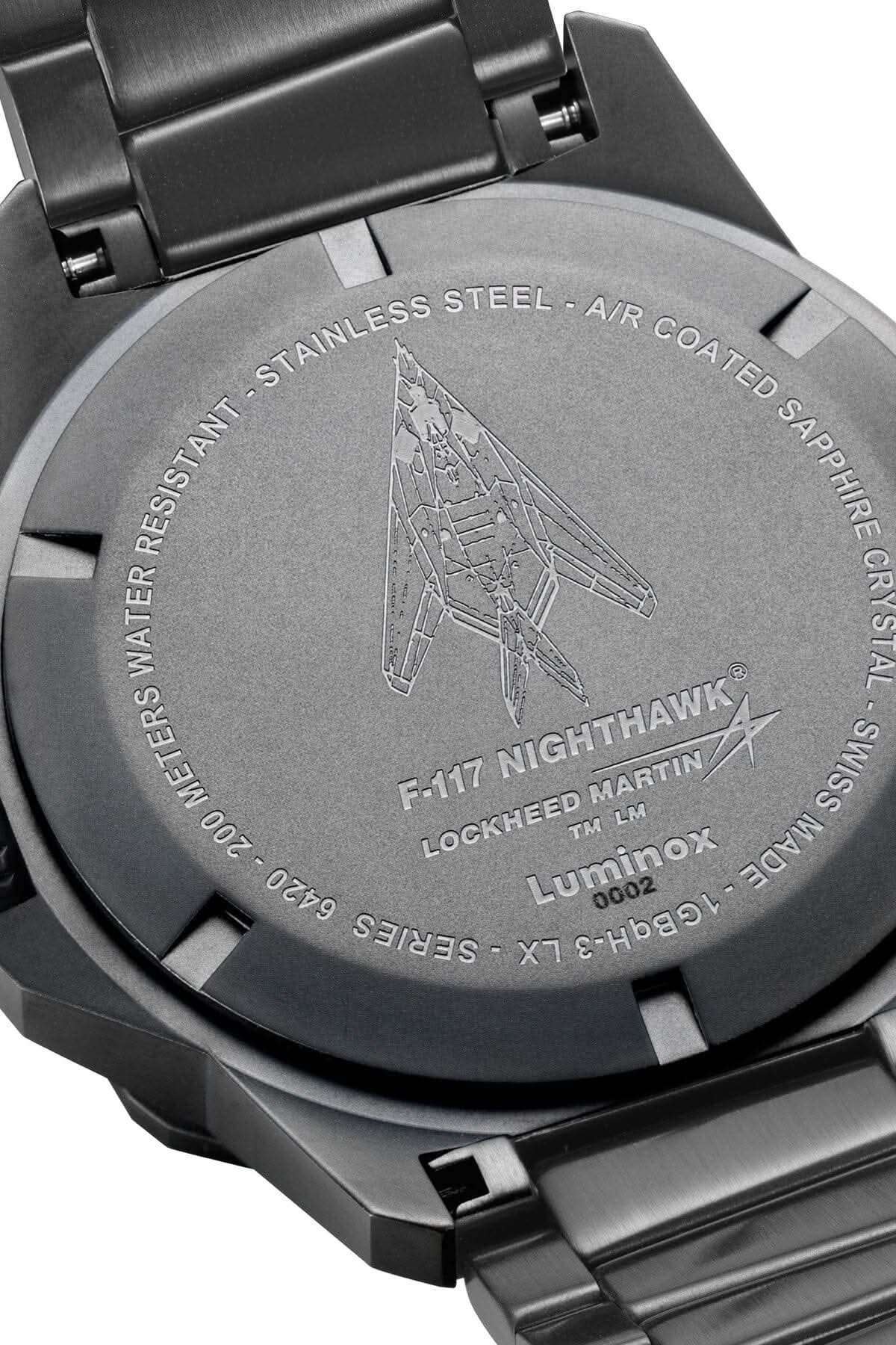 Montre F-117 Nighthawk 6422 Luminox 