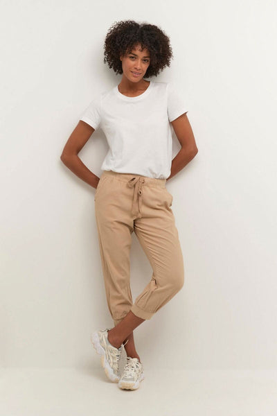 Pantalon capri Naya Kaffe 