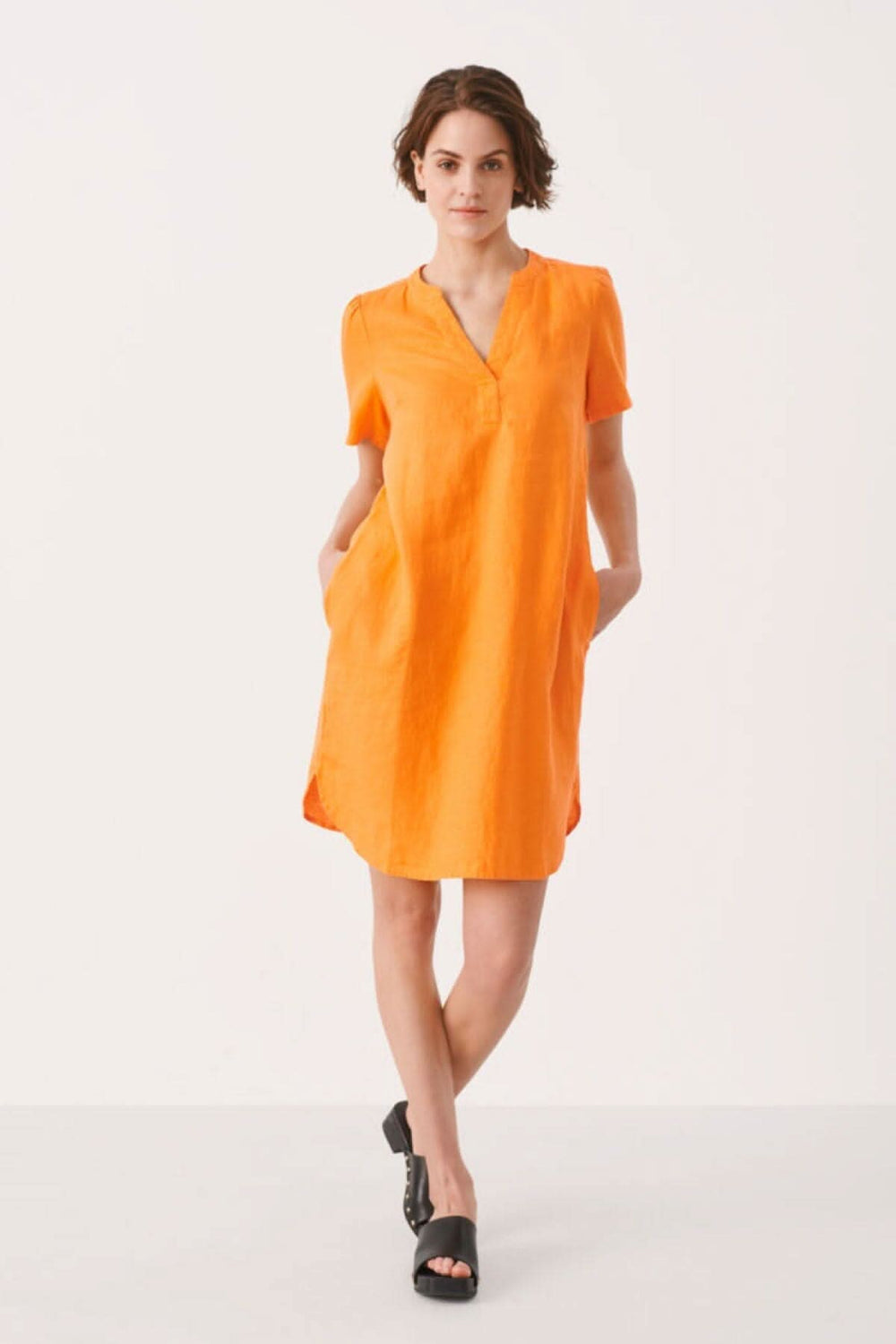 Robe en lin Aminase Part Two 
