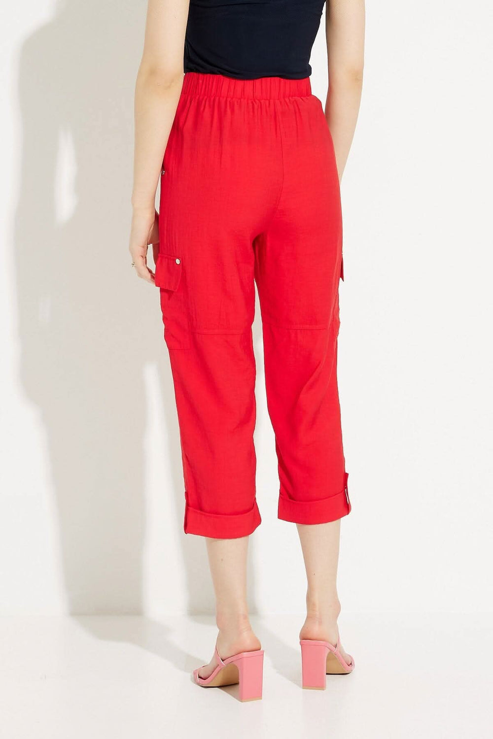 Style de pantalon cargo à taille extensible Alison Sheri 