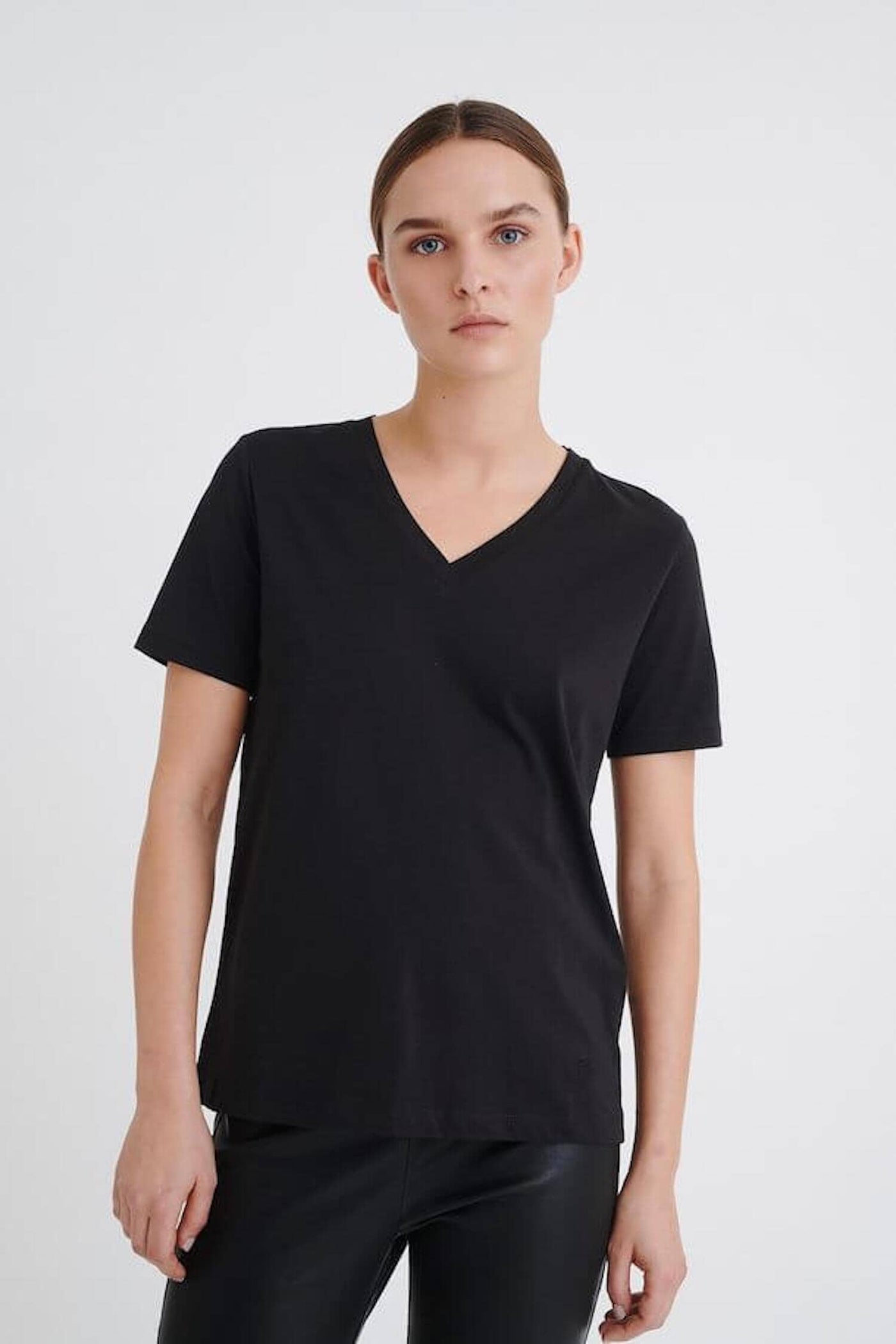 T-shirt Rena col en V Femme - Hauts - T-shirt Inwear